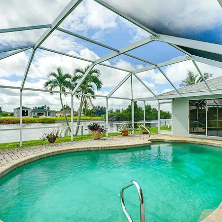 Waterfront Cape Coral Home With Lanai And Private Pool